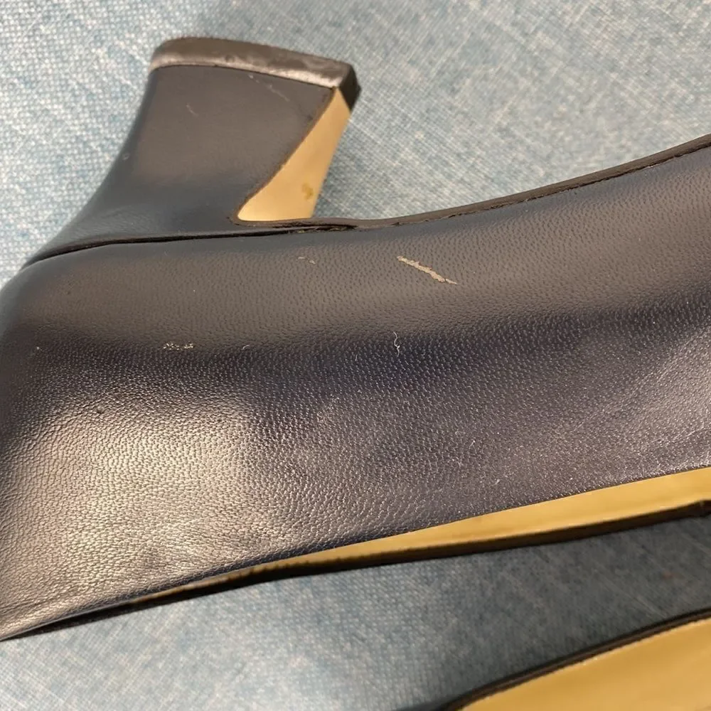 Andrew Geller classic black leather square toe heels size 8 M